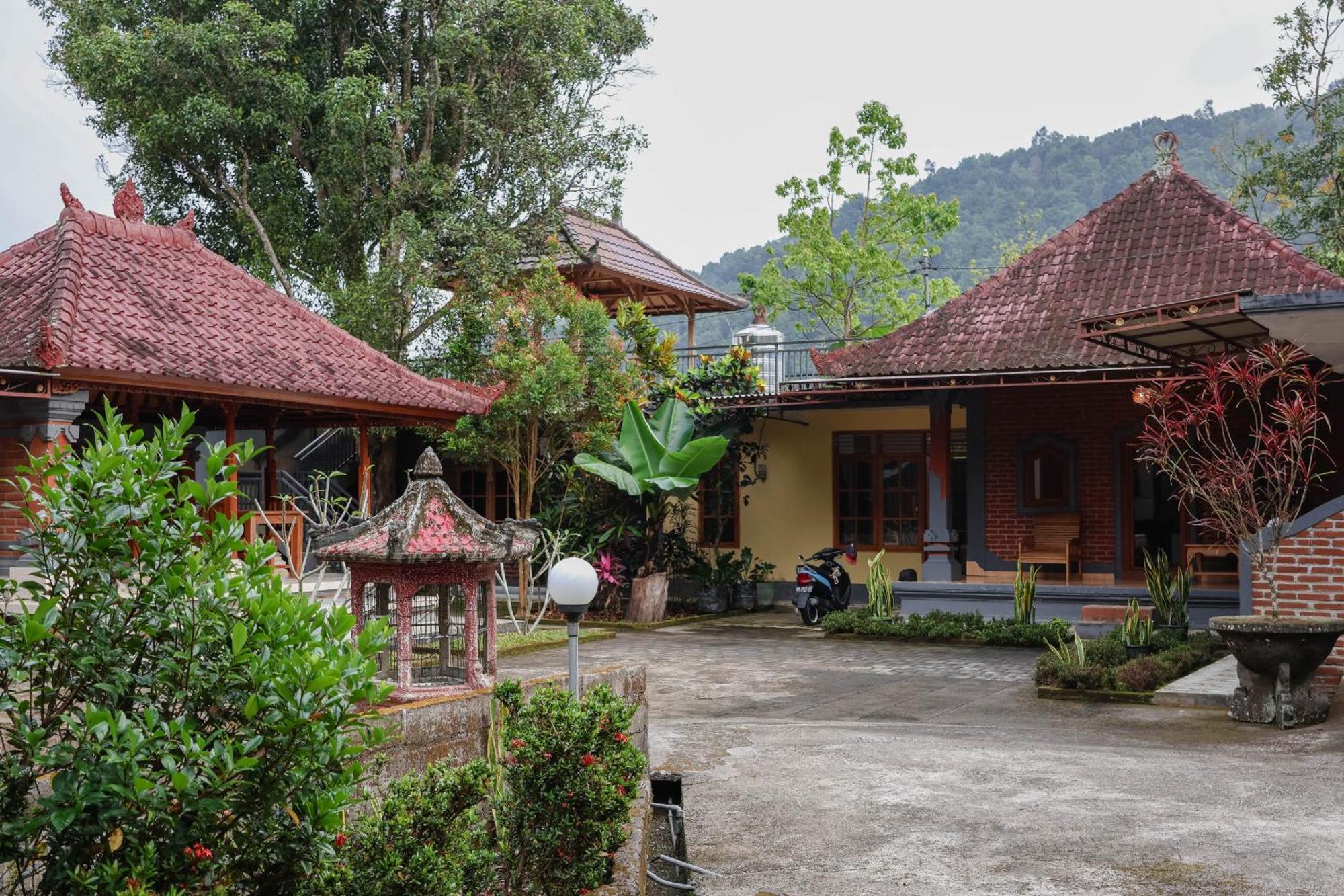 The Kori Homestay Мундук Экстерьер фото